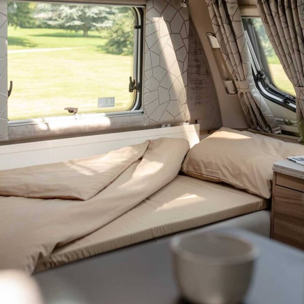 Duvalay sleeping bag cappuccino lifestyle 1